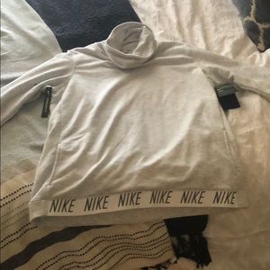 Nike dry fit sweatshirt